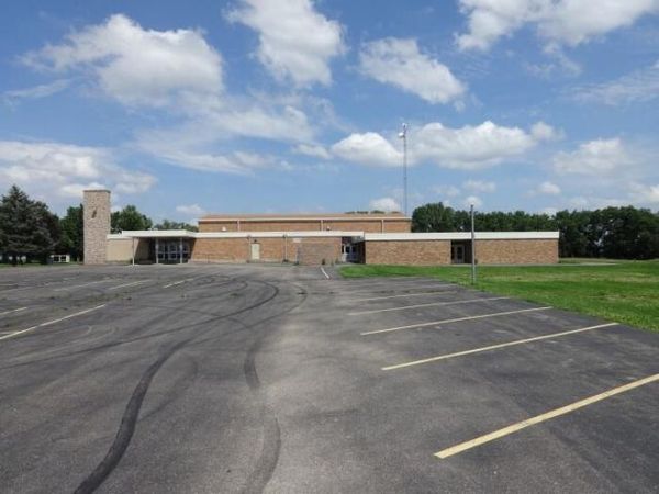 2442 W County Road Q, Beloit, WI 53511