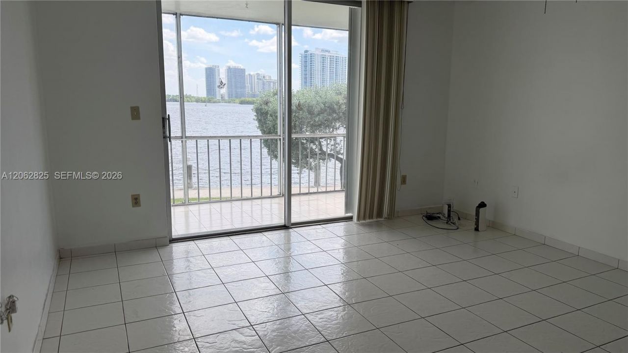 3000 Marcos Dr, Unit P210, Aventura, FL 33160 Photo