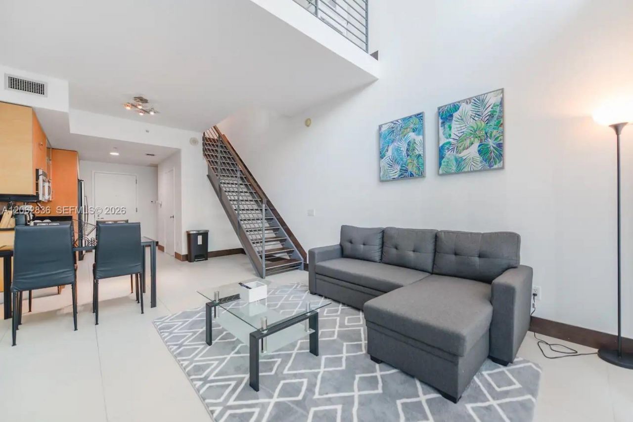 60 SW 13th St , Unit 3814, Miami, FL 33130 Photo