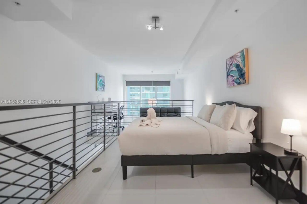 60 SW 13th St , Unit 3814, Miami, FL 33130 Photo