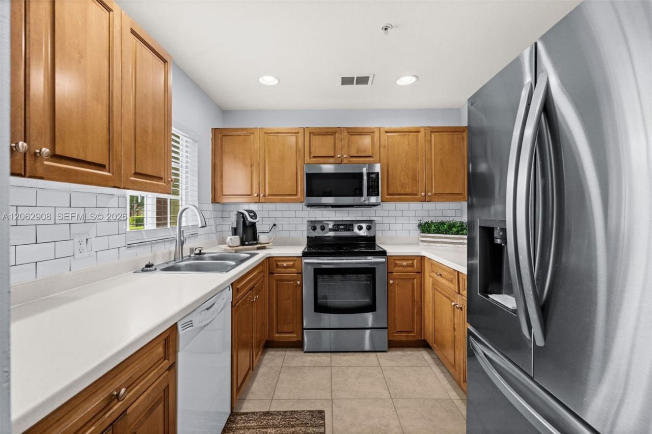 9430 Ivy Brook Run, Unit 405, Fort Myers, FL 33913 Photo