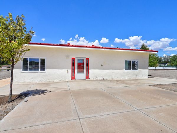 4415 Isleta Boulevard SW, Albuquerque, NM 87105