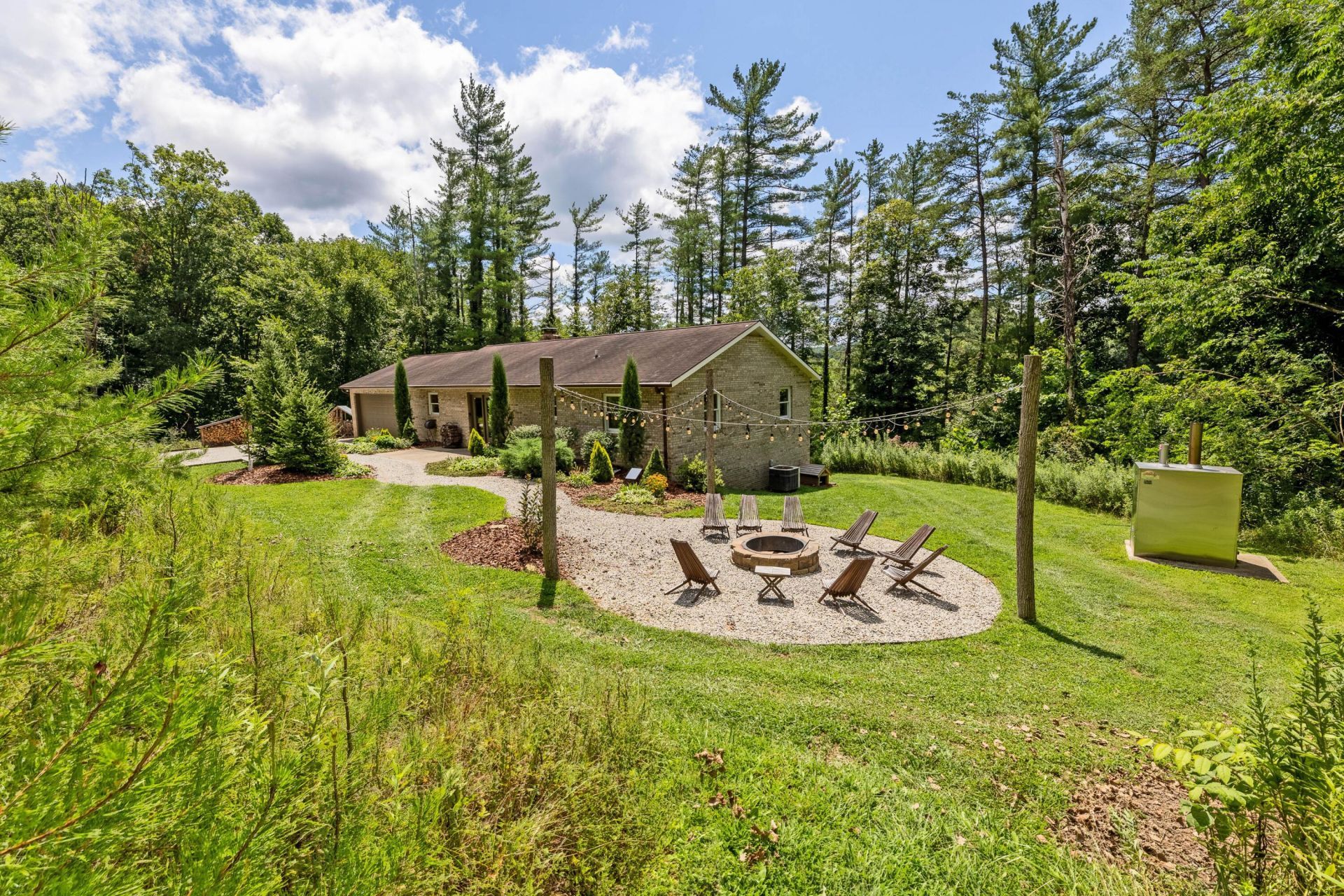 38296 Davis Chapel Road, Logan, OH 43138 Main Photo