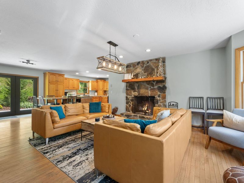 38296 Davis Chapel Road , Logan, OH 43138 Photo 10