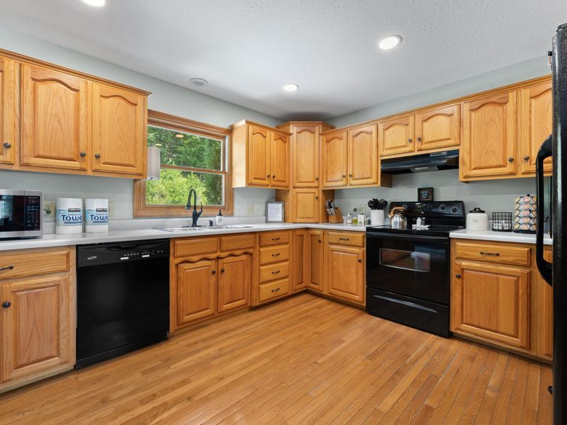 38296 Davis Chapel Road , Logan, OH 43138 Photo 5