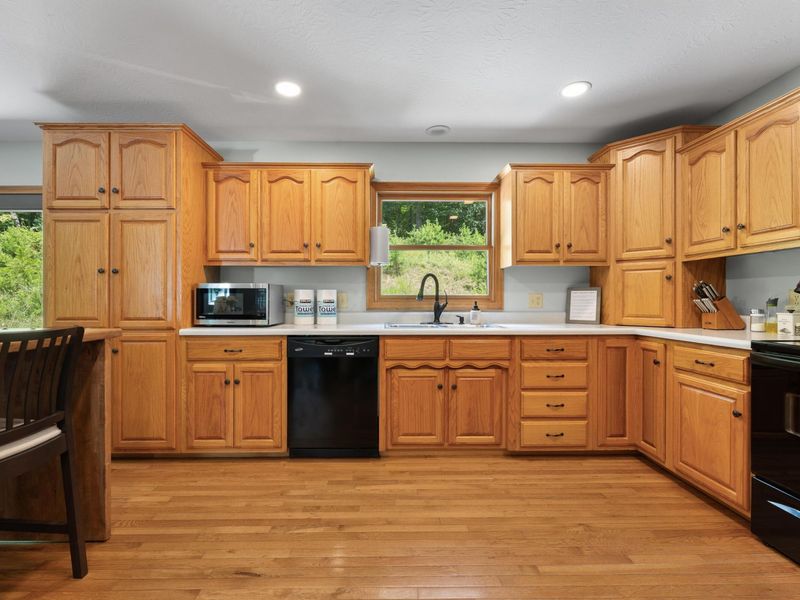 38296 Davis Chapel Road , Logan, OH 43138 Photo 6