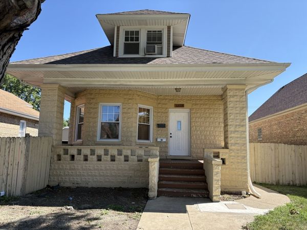 3229 W 62nd Street , Chicago, IL 60629