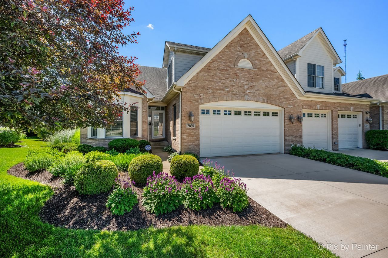 2697 Nicole Circle, Aurora, IL 60502 Main Photo