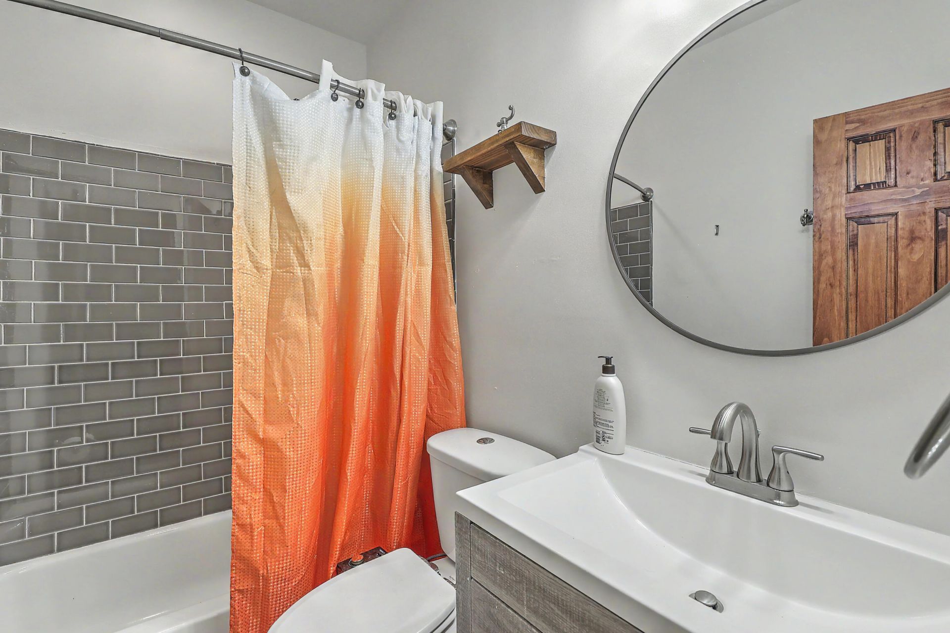 3 Strawberry Lane Photo 18