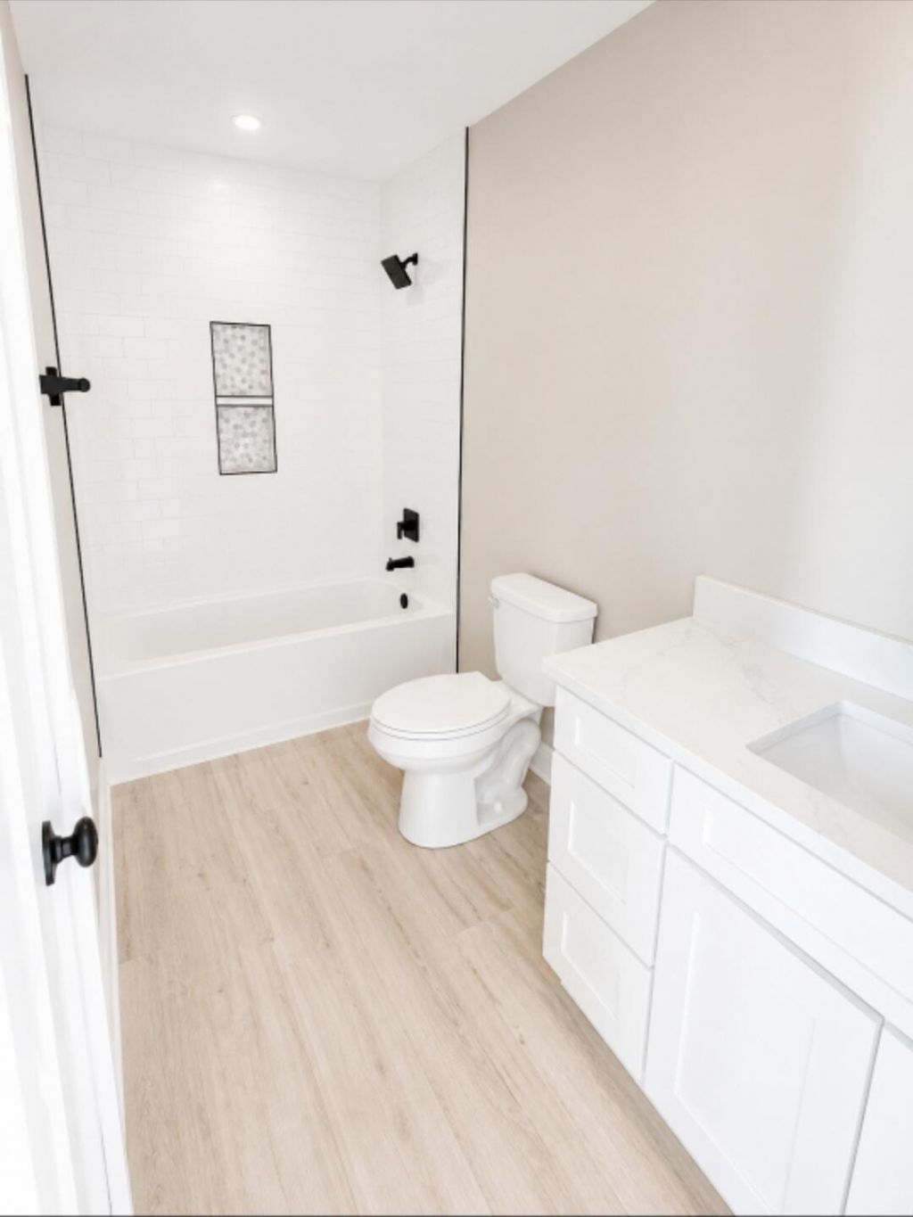 3295 Walter Drive Photo 7