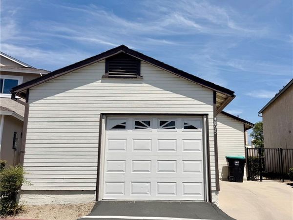 4895 Village Green, San Bernardino, CA 92407