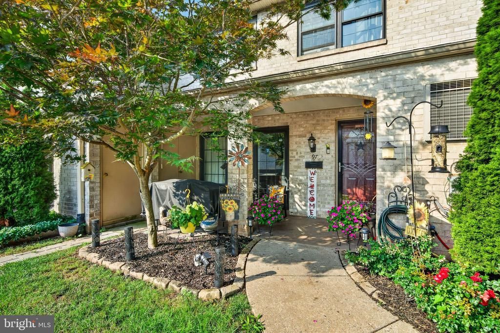 97 PROVIDENCE FORGE ROAD , ROYERSFORD, PA 19468