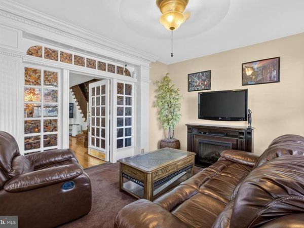 6016 COBBS CREEK PARKWAY , PHILADELPHIA, PA 19143