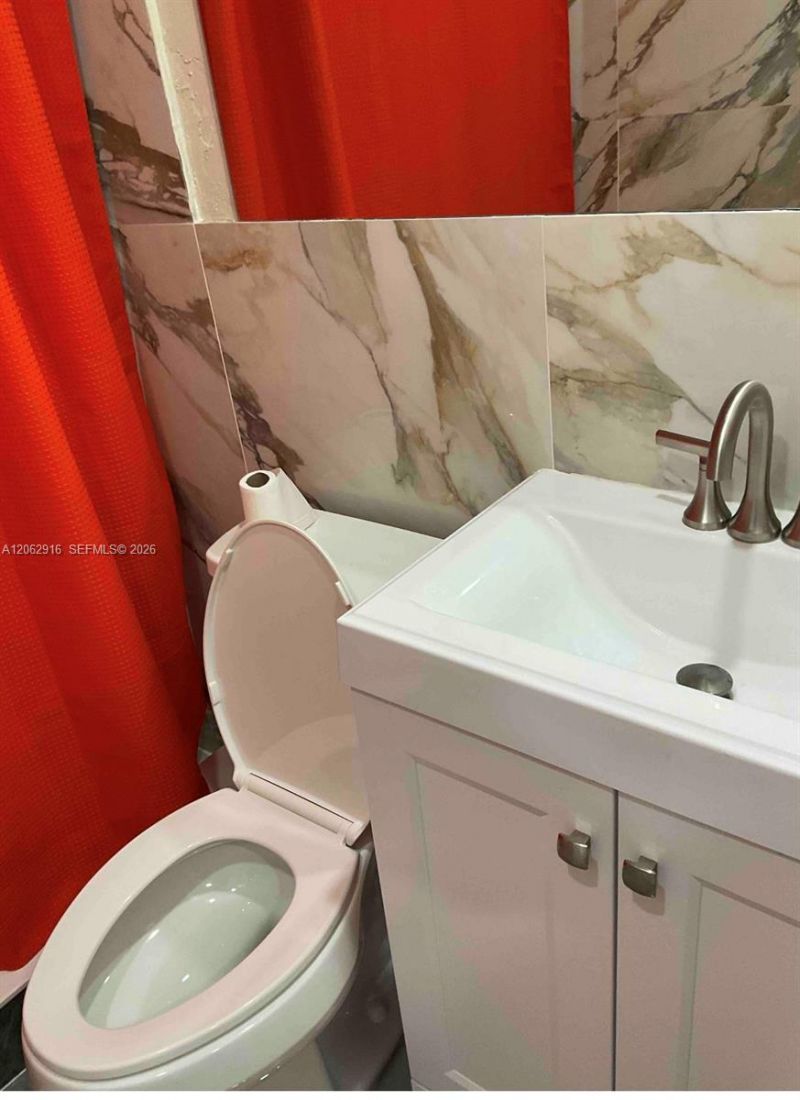 101 Miami Gardens Rd, Unit 101, West Park, FL 33023 Photo