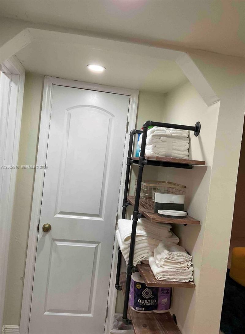 101 Miami Gardens Rd, Unit 101, West Park, FL 33023 Photo