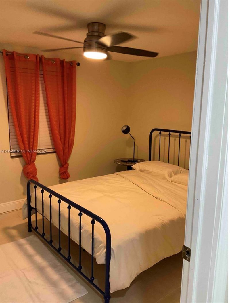 101 Miami Gardens Rd, Unit 101, West Park, FL 33023 Photo