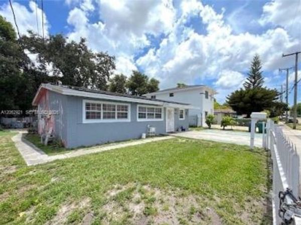 2991 NW 43rd Ter , Miami, FL 33142