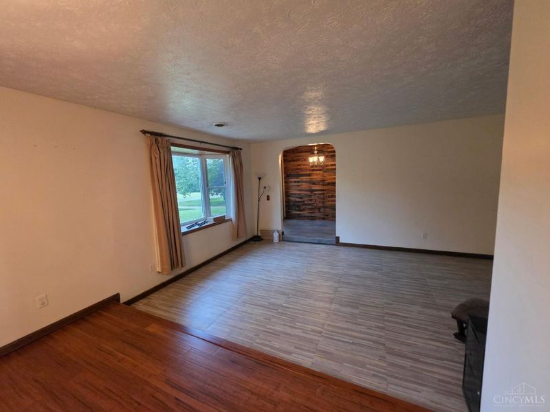 7483 Horizon Hill Drive, Clearcreek Twp., OH 45066 Photo 4