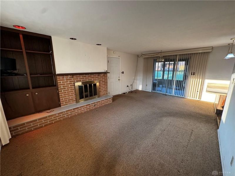 924 Warburton Drive, Trotwood, OH 45426 Photo 8