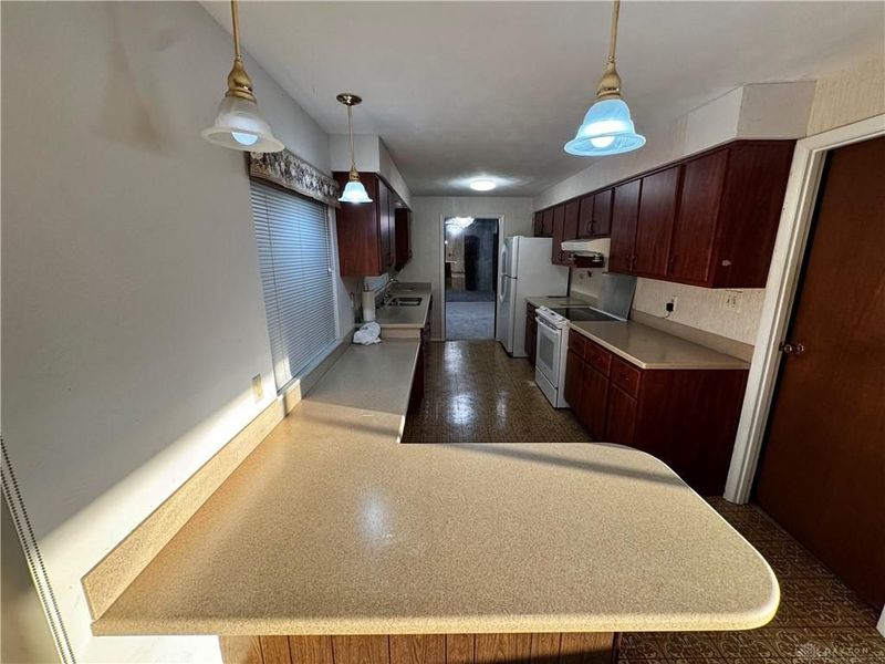 924 Warburton Drive, Trotwood, OH 45426 Photo 9