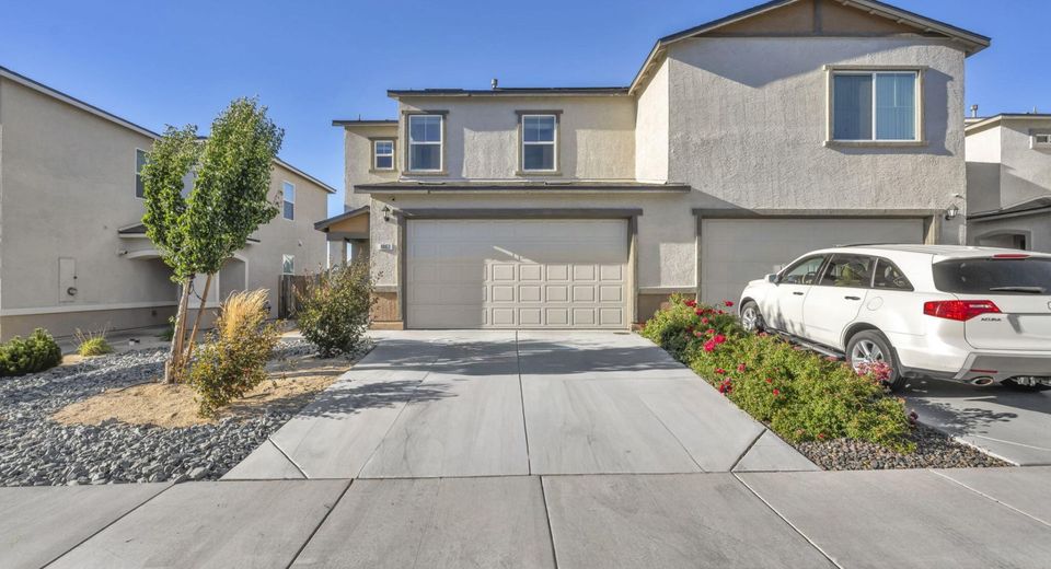 8863 Wolf Moon Drive, Reno, NV 89506 Photo