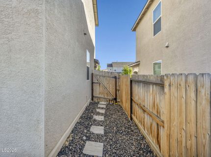 8863 Wolf Moon Drive, Reno, NV 89506 Photo