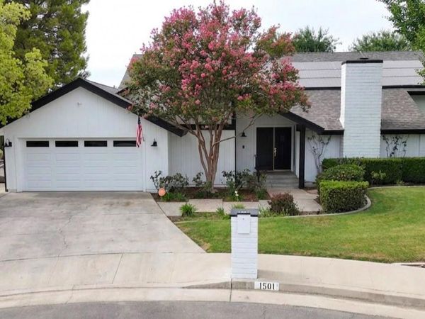 1501 Westbourne Way, Bakersfield, CA 93309