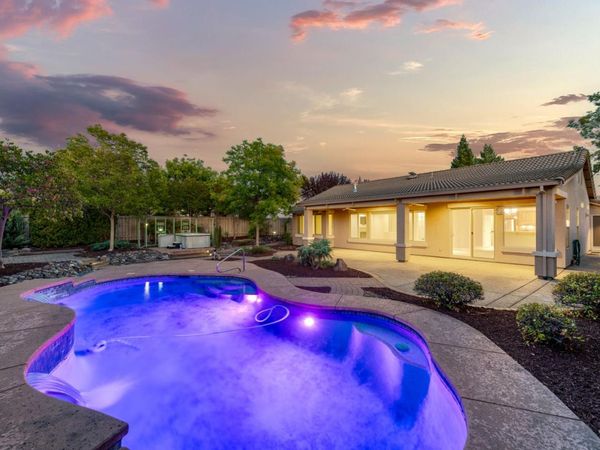 2048 Fallen Leaf Ln, Lincoln, CA 95648