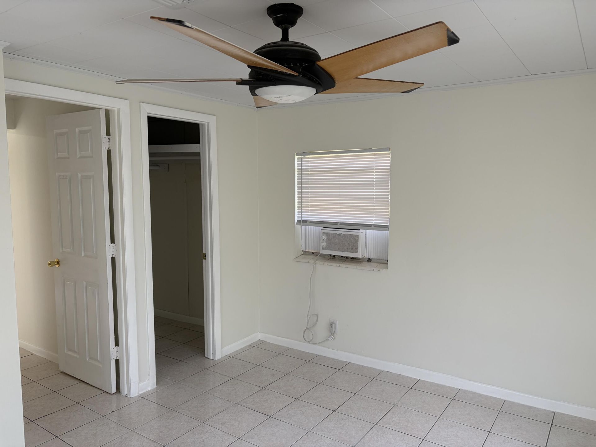 2320 Sunrise Drive, Unit (Back Unit, West Palm Beach, FL 33415 Photo
