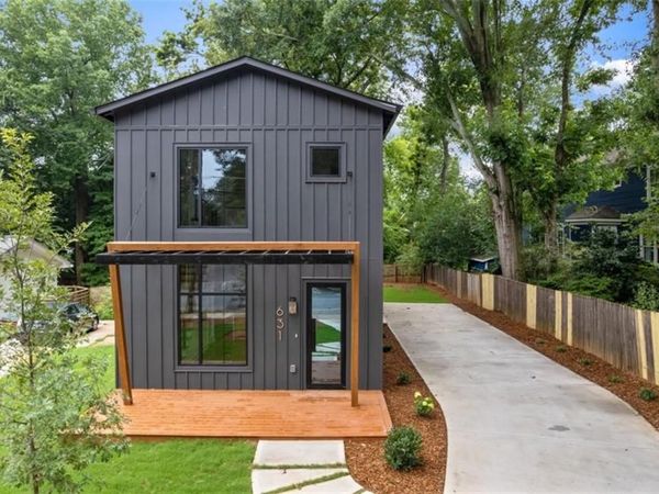 631 Flat Shoals Avenue , Atlanta, GA 30316