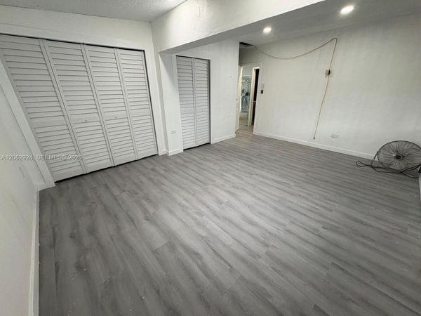 2531 NW 88th St, Miami, FL 33147