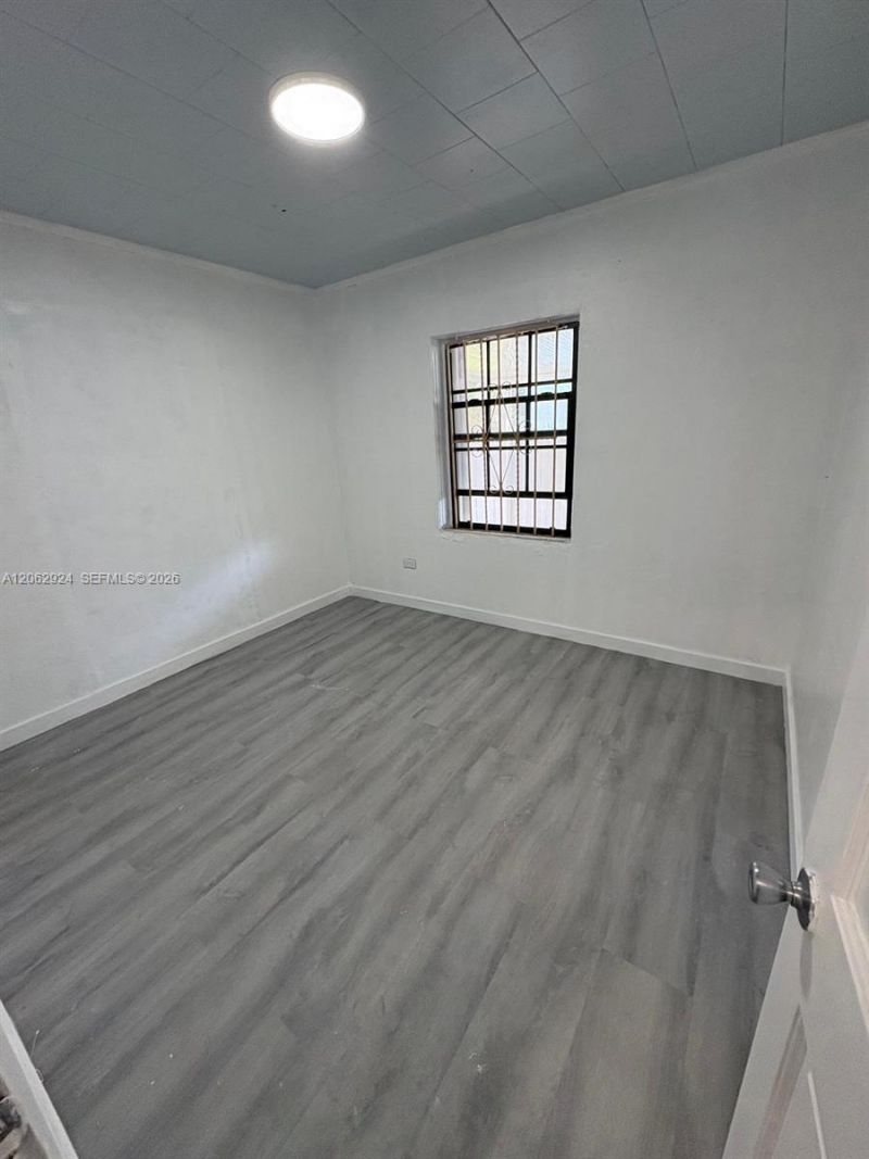 2531 NW 88th St, Miami, FL 33147 Photo
