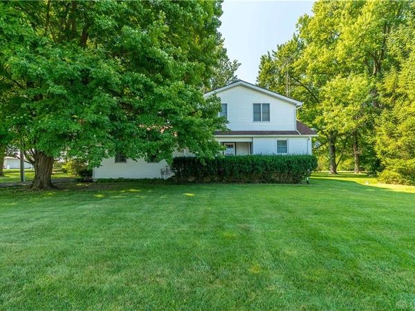 2990 Peebles Road, Troy, OH 45373