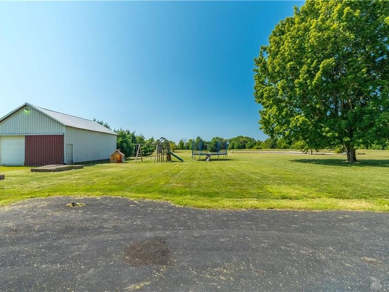 2990 Peebles Road, Troy, OH 45373 Photo 7
