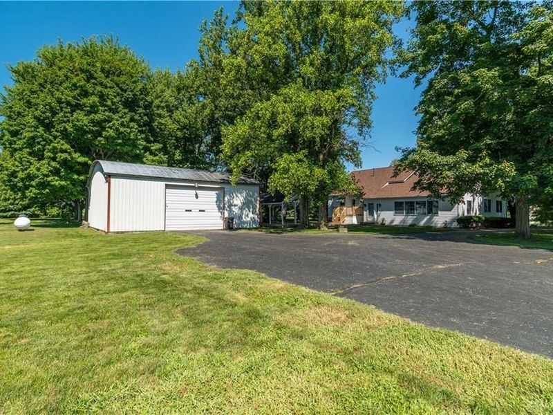 2990 Peebles Road, Troy, OH 45373 Photo 9