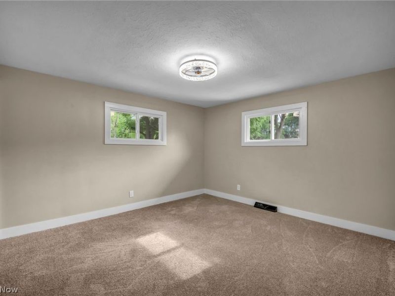 18509 Preston Road, Warrensville Heights, OH 44128 Photo 18