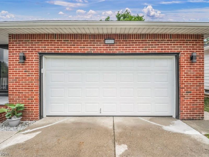 18509 Preston Road, Warrensville Heights, OH 44128 Photo 3