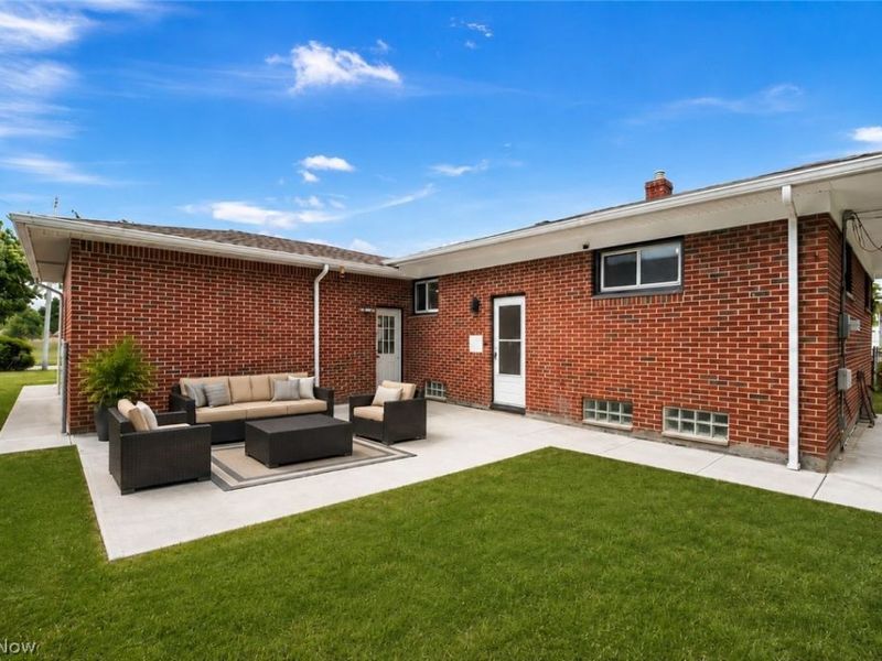 18509 Preston Road, Warrensville Heights, OH 44128 Photo 42