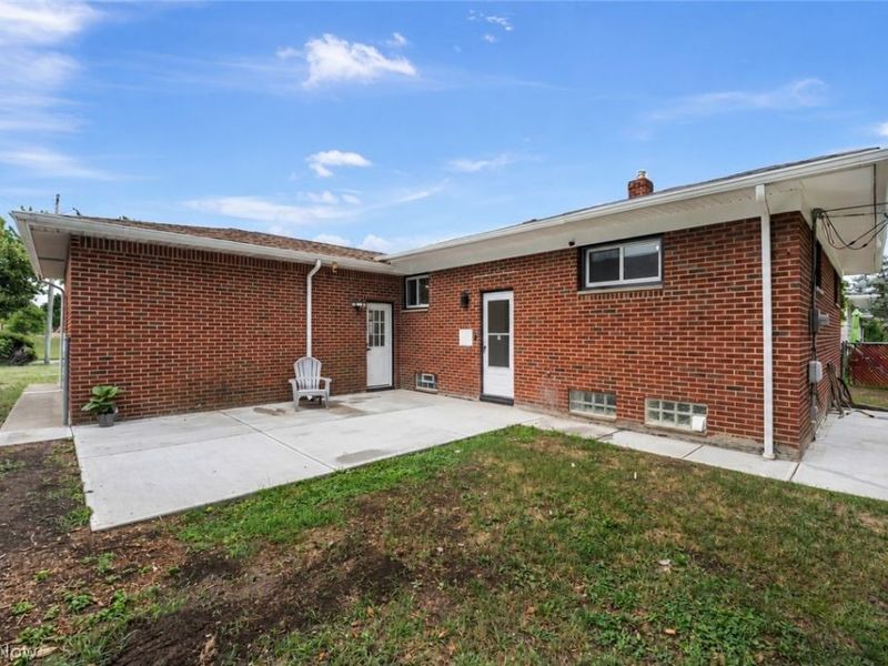 18509 Preston Road, Warrensville Heights, OH 44128 Photo 43