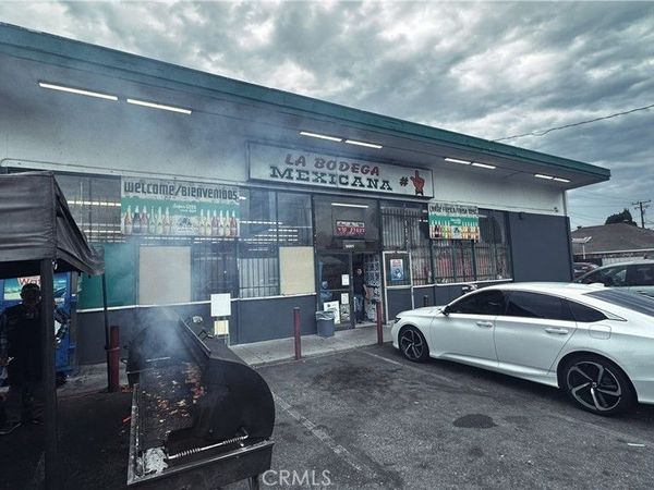 6001 Atlantic Avenue , Long Beach, CA 90805