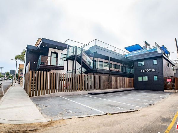 14 Brooks Avenue, Unit 9, Los Angeles, CA 90291