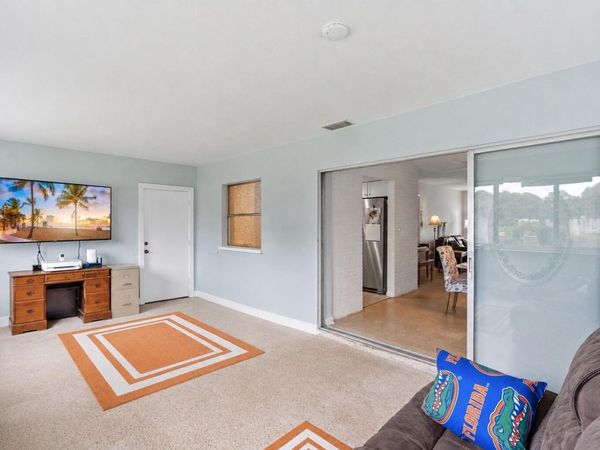 2780 NW 26TH Avenue, Oakland Park, FL 33311