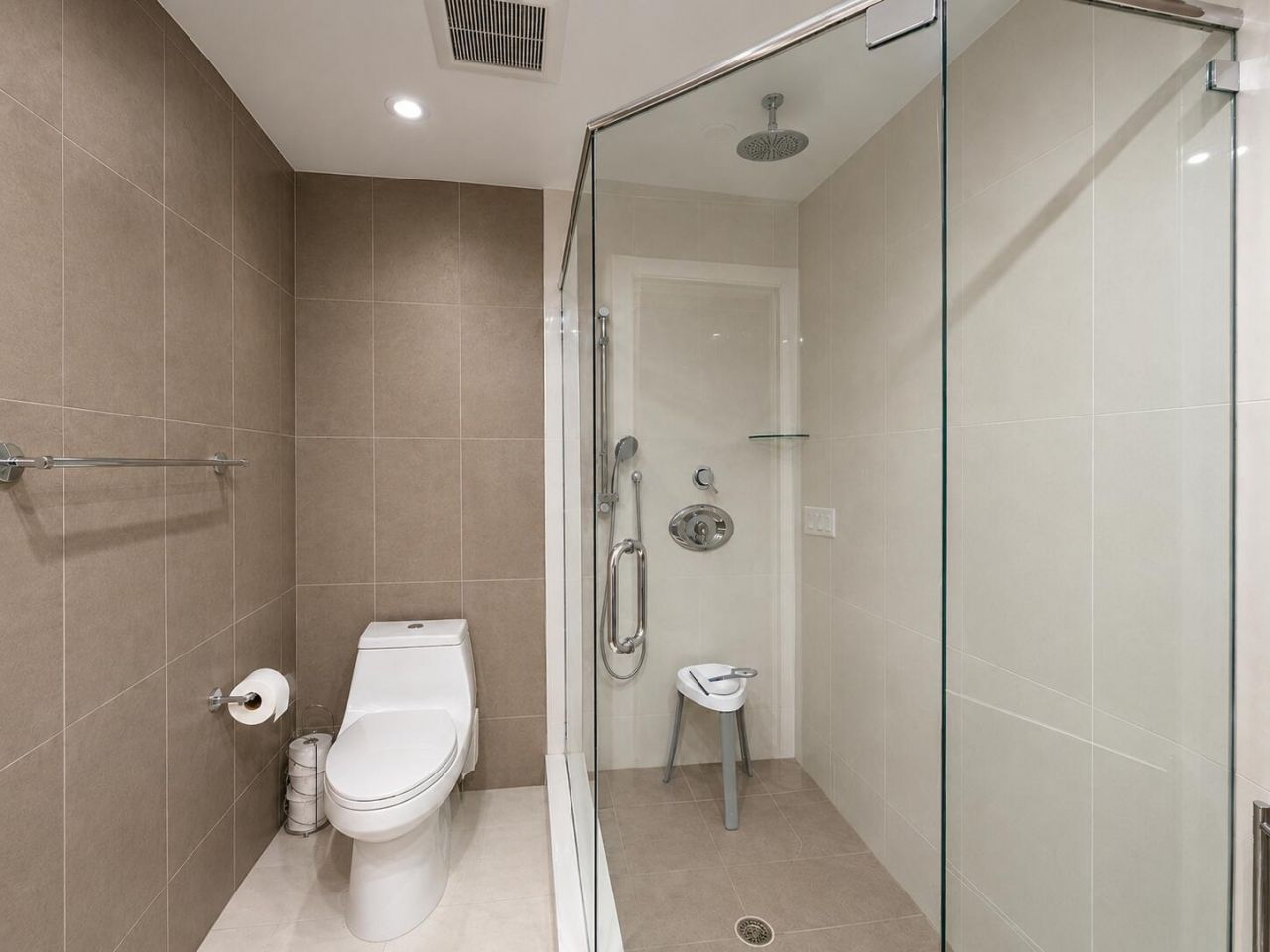 725 N Riverside Drive, Unit 105, Pompano Beach, FL 33062 Photo
