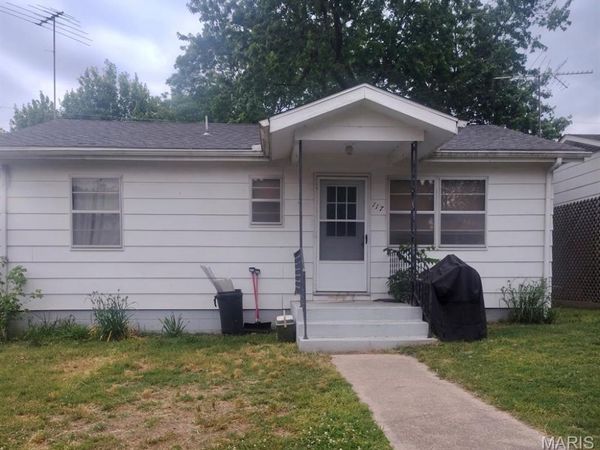 117 S Blair Street , Advance, MO 63730