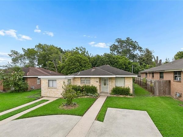 195 RAVAN Avenue, Harahan, LA 70123
