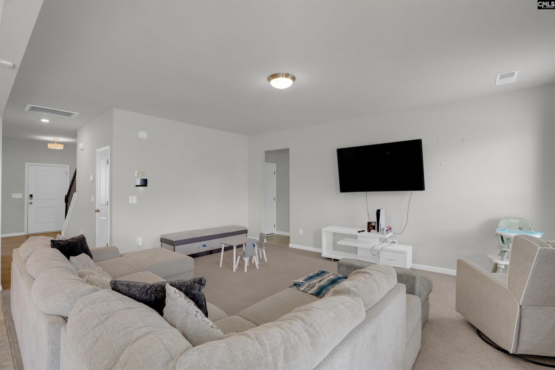 336 Council Loop Photo 11