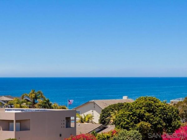 5065 67 Los Robles Dr., Carlsbad, CA 92008