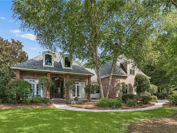 312 JADE Court, Madisonville, LA 70447