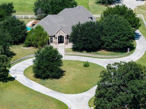 1420 Farm to Market 2123 , Paradise, TX 76073