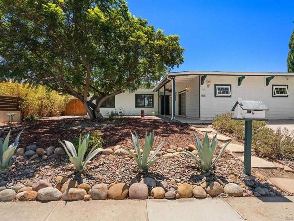 4745 MOUNT LA PLATTA DR, San Diego, CA 92117